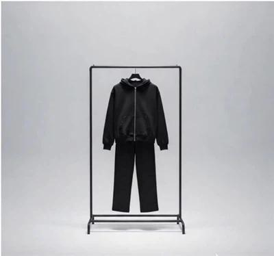 Meaitseálann siad go léir-Tacar Éadaí Spóirt Compordach